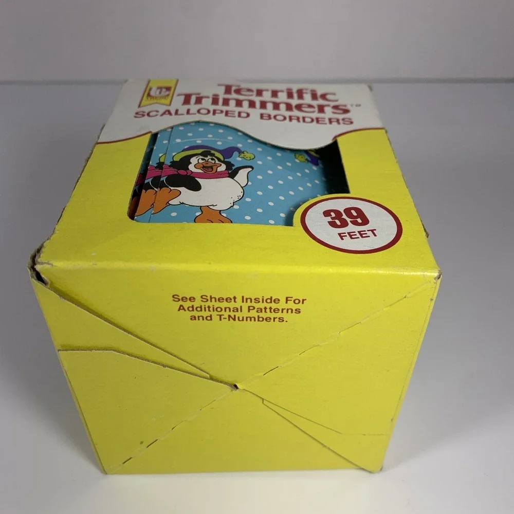 VTG‎ 1981 TREND Terrific Trimmers Scalloped Borders 39 feet T-1561 Penguin fun